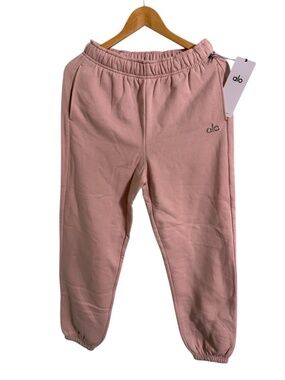 NWT Alo Yoga Accolade Sweatpant Pink Quartz Size Small